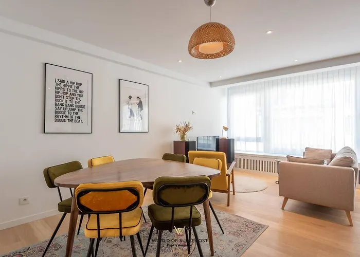 Rock & Roll Chic Near Apartment Ostende