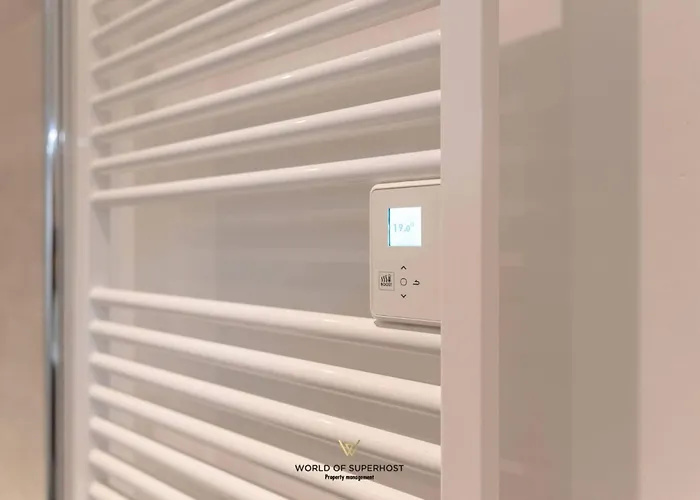 Rock & Roll Chic Near Ostende